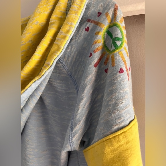 Vintage Kitson LA Sweatshirt Peace 2010 Blue Yellow Hoodie Size M - Picture 6 of 7